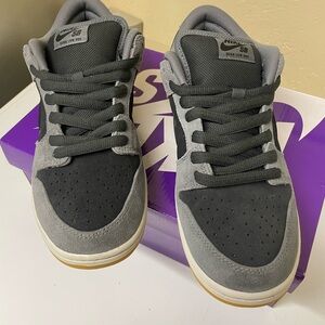 Nike SB Dunk Low Pro Men's Sneakers - Black and Gray Suede